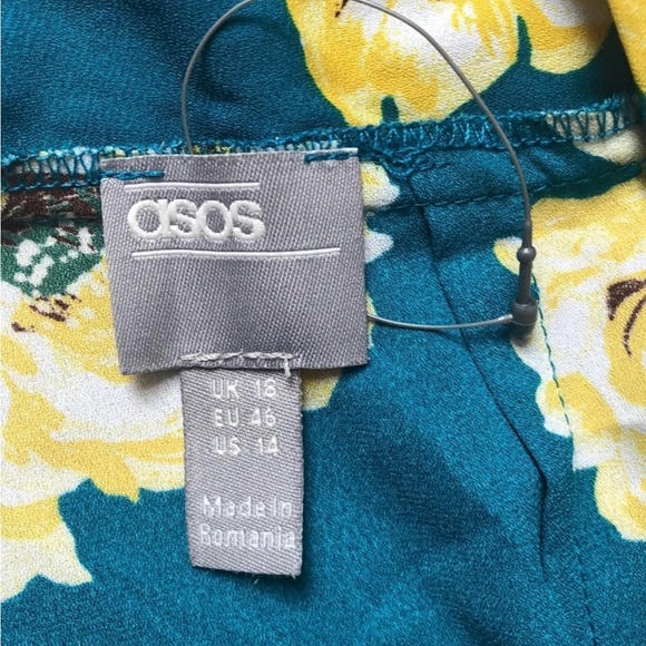 Asos Romper -Size 14 (Cart H-105) - Picture 2 of 5